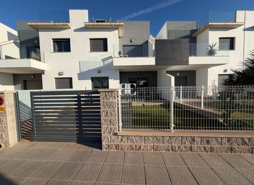 Herverkoop - apartment -
Pilar de la Horadada