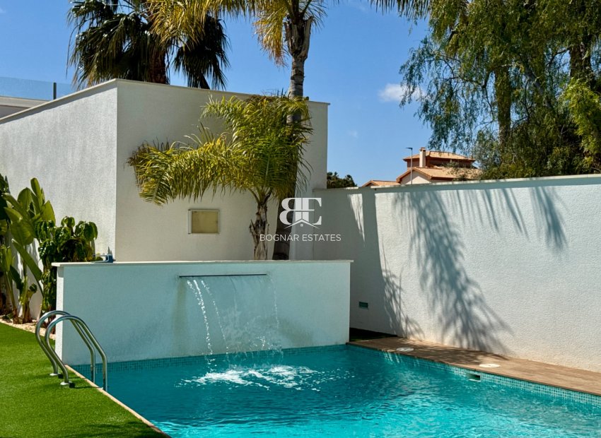 Herverkoop - apartment -
Pilar de la Horadada