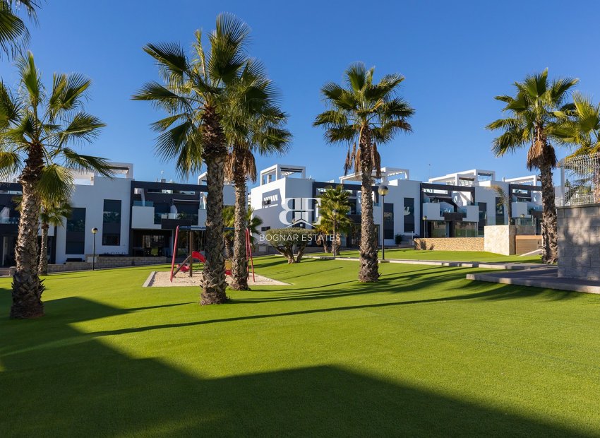 Herverkoop - apartment -
Punta Prima