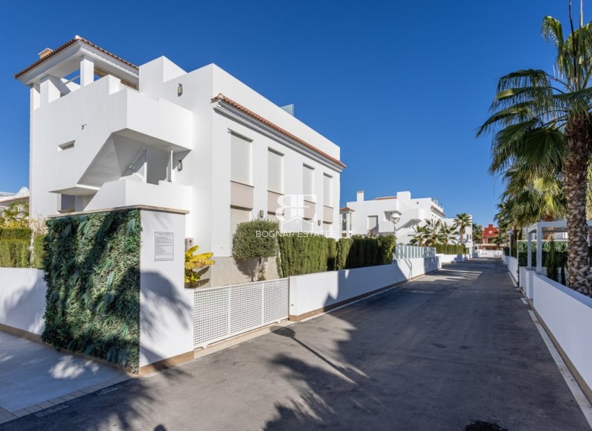 Herverkoop - apartment -
Rojales - Ciudad Quesada