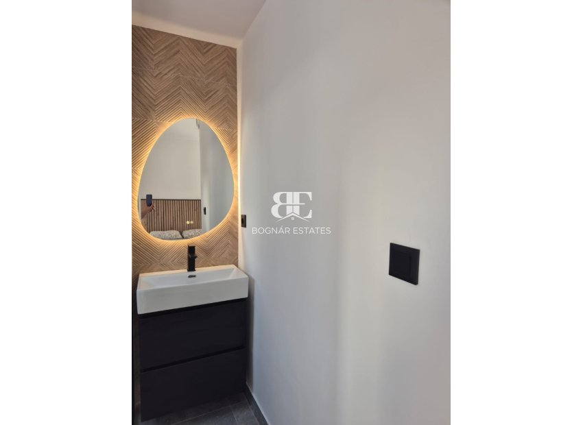 Herverkoop - apartment -
Santa Pola - Gran Playa