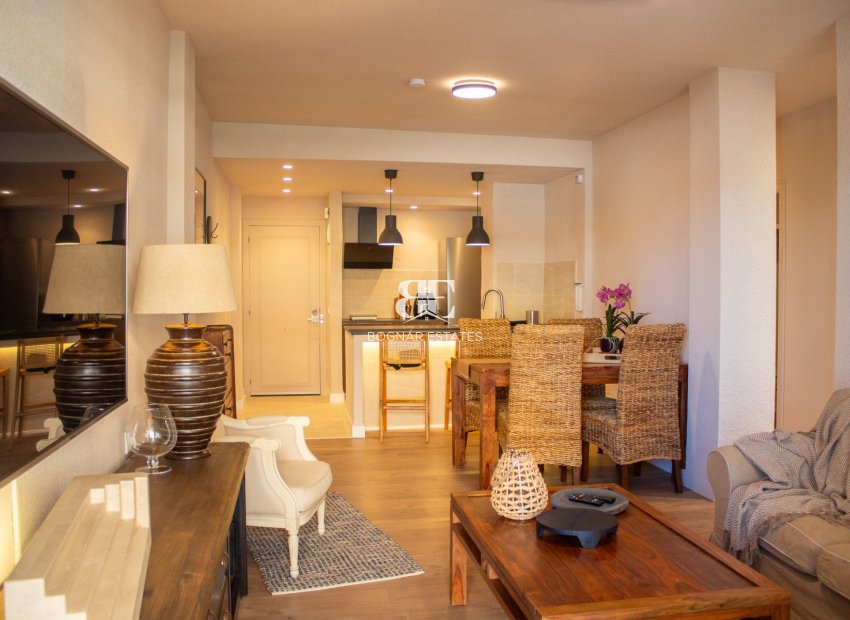 Herverkoop - apartment -
Santa Pola - Playa del Este