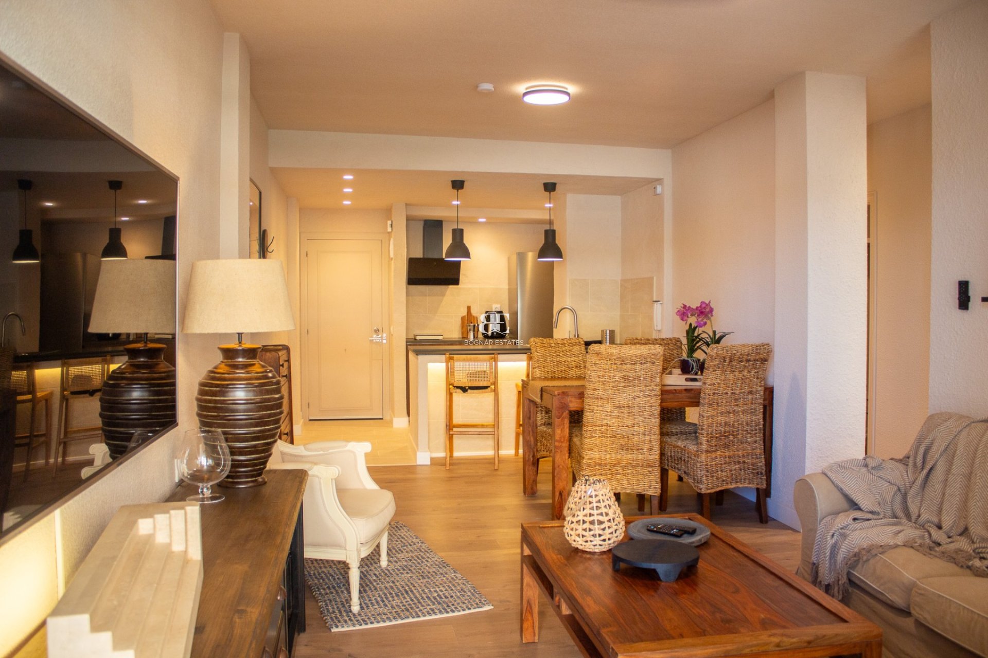Herverkoop - apartment -
Santa Pola - Playa del Este