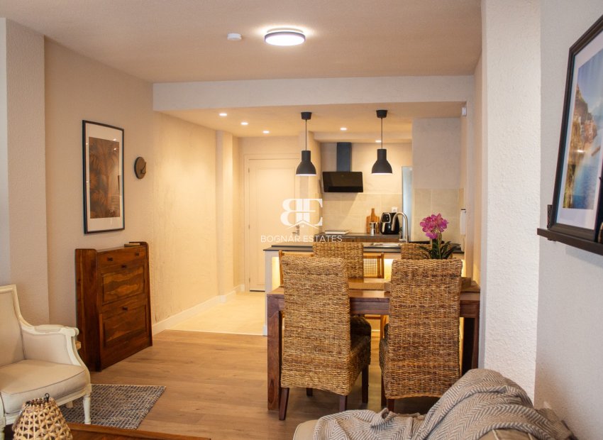 Herverkoop - apartment -
Santa Pola - Playa del Este