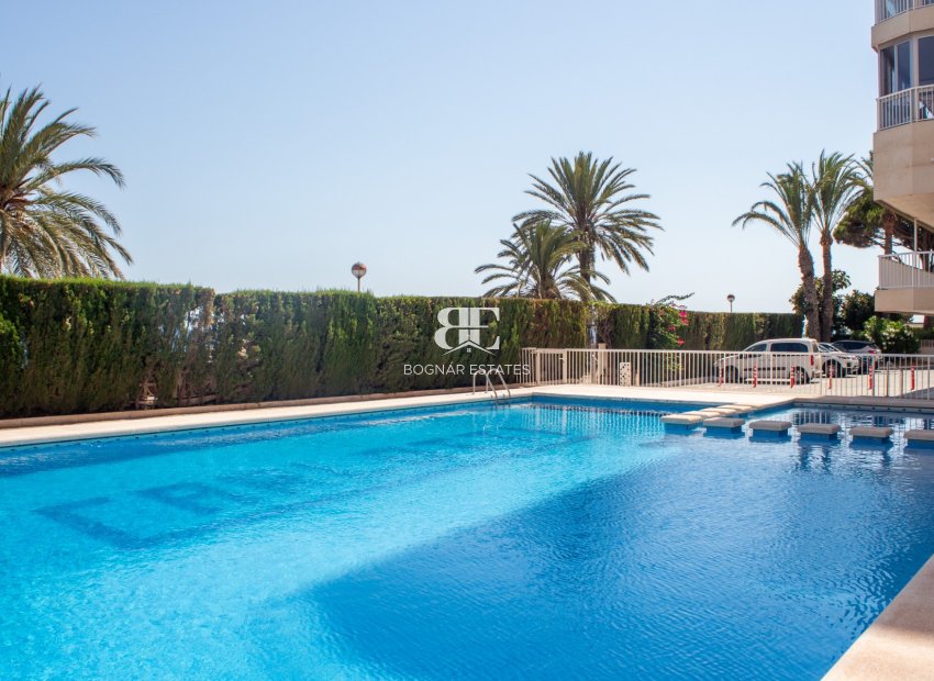 Herverkoop - apartment -
Santa Pola - Playa del Este