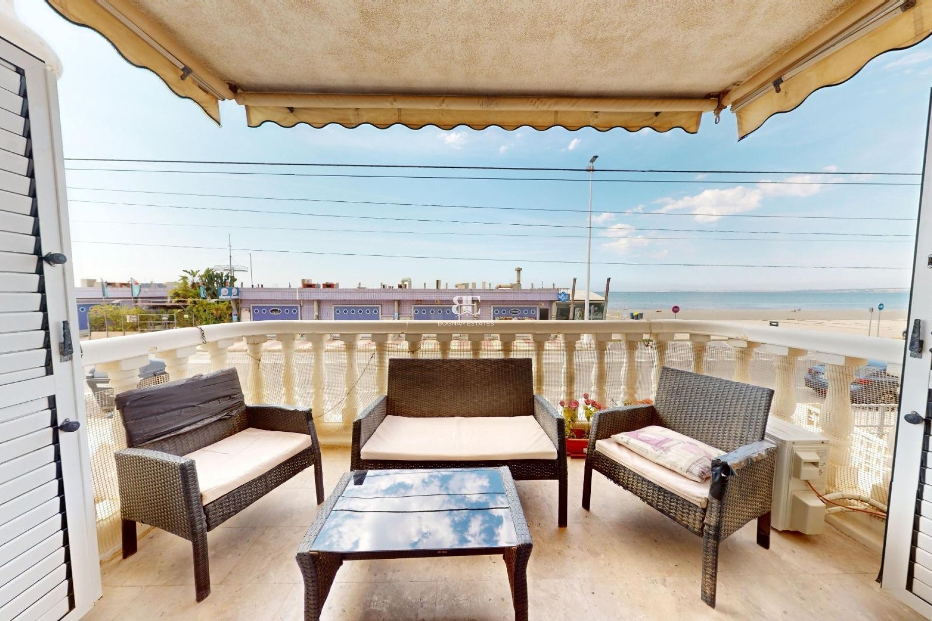 Herverkoop - apartment -
Santa Pola - Playa Lisa