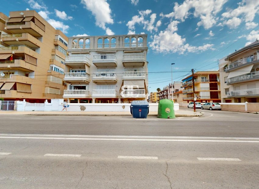 Herverkoop - apartment -
Santa Pola - Playa Lisa
