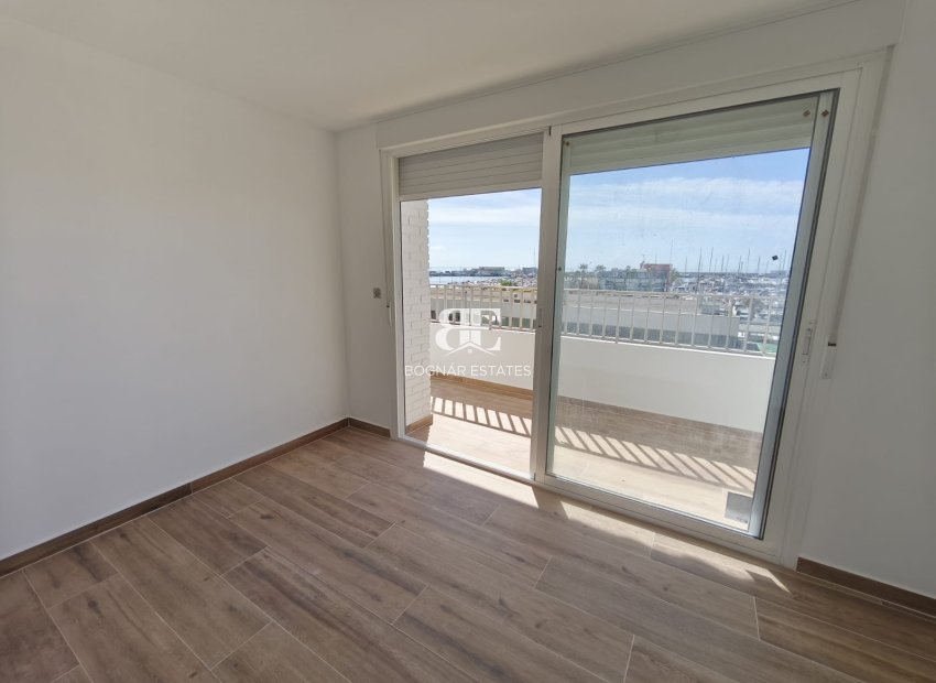 Herverkoop - apartment -
Santa Pola - Puerto
