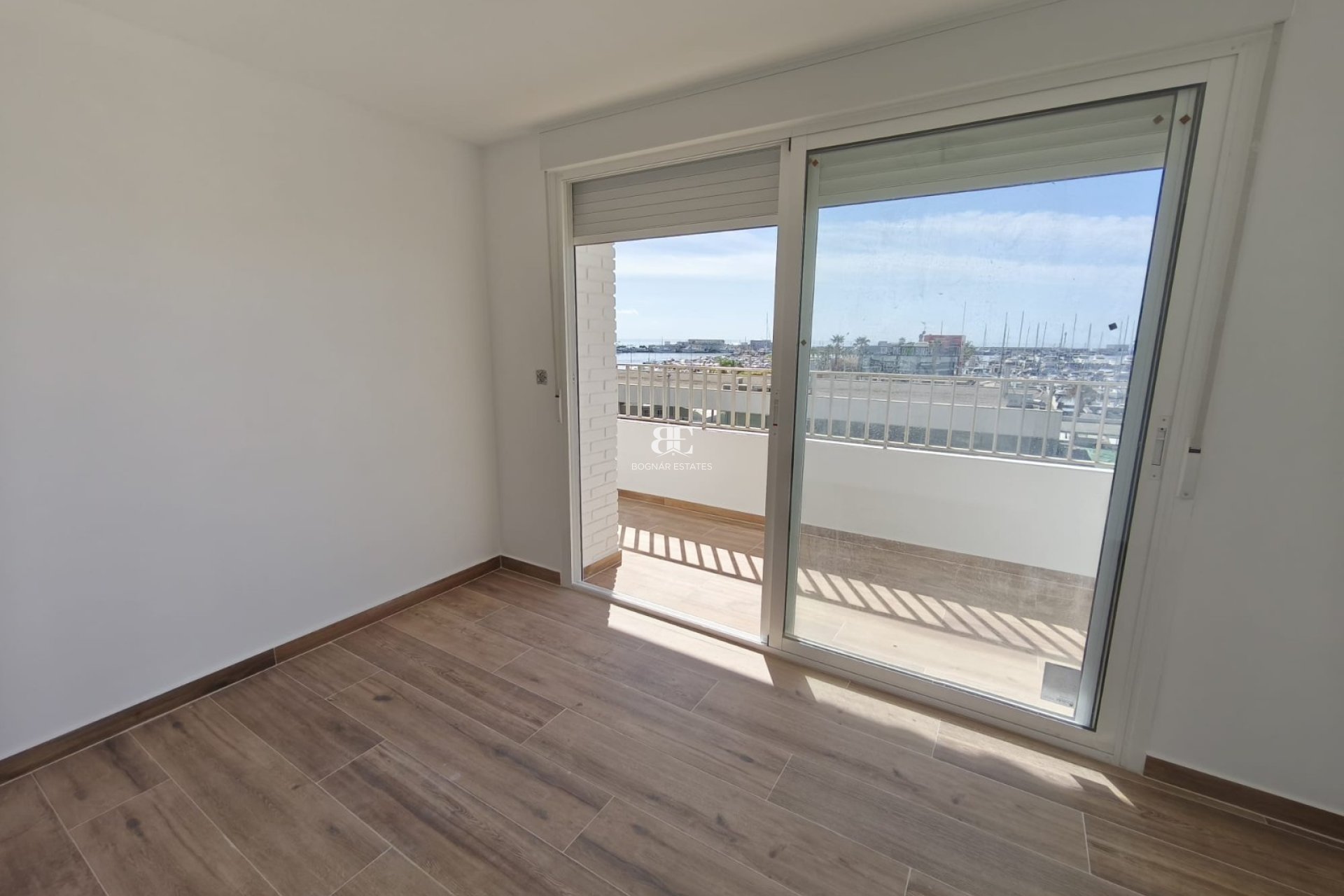 Herverkoop - apartment -
Santa Pola - Puerto