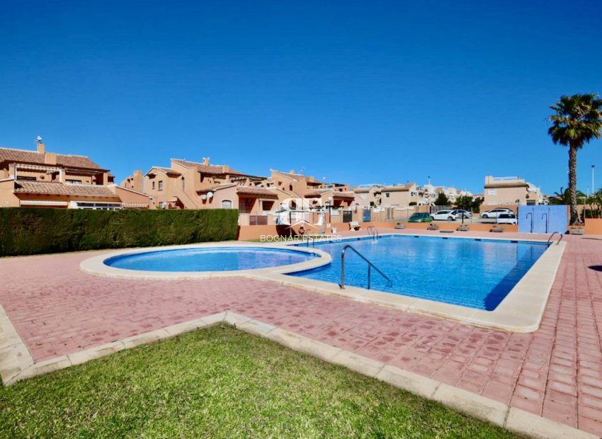 Herverkoop - apartment -
Torrevieja - Aguas Nuevas