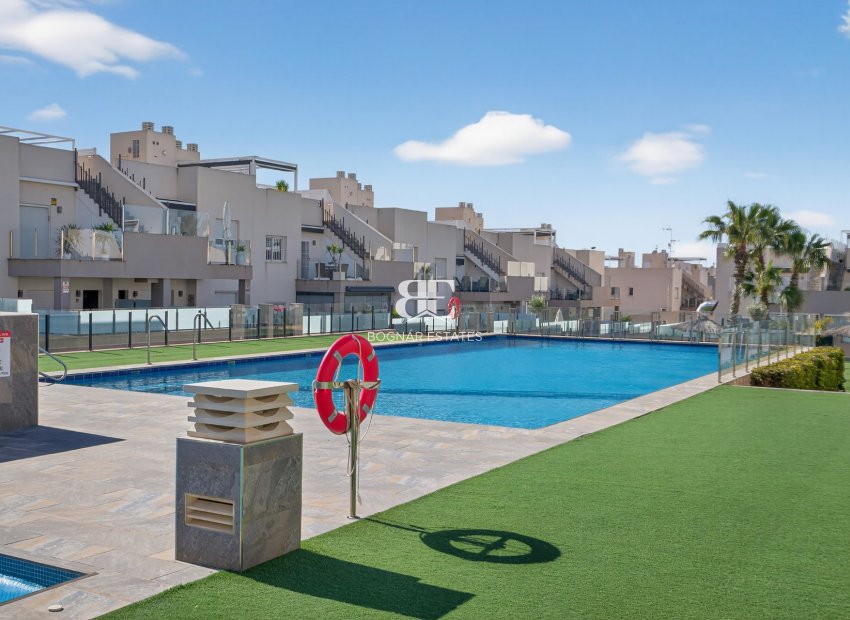 Herverkoop - apartment -
Torrevieja - Aguas Nuevas