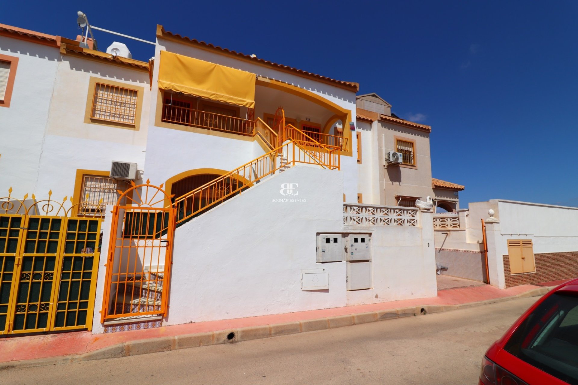 Herverkoop - apartment -
Torrevieja - Altos del Limonar