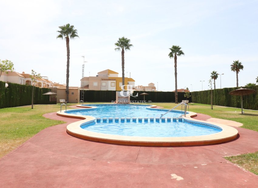 Herverkoop - apartment -
Torrevieja - Altos del Limonar
