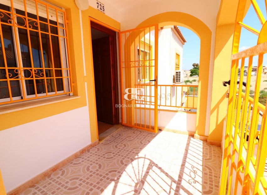Herverkoop - apartment -
Torrevieja - Altos del Limonar