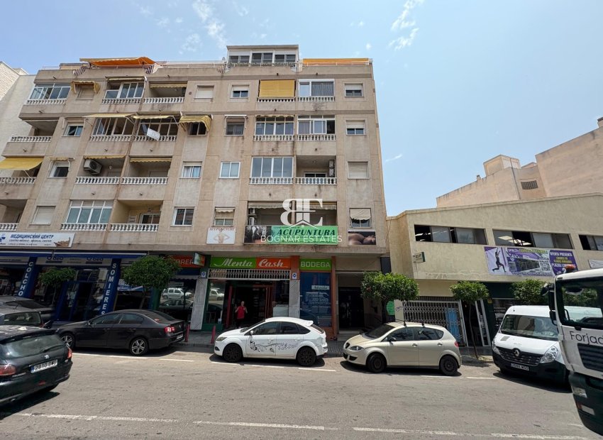 Herverkoop - apartment -
Torrevieja - Center