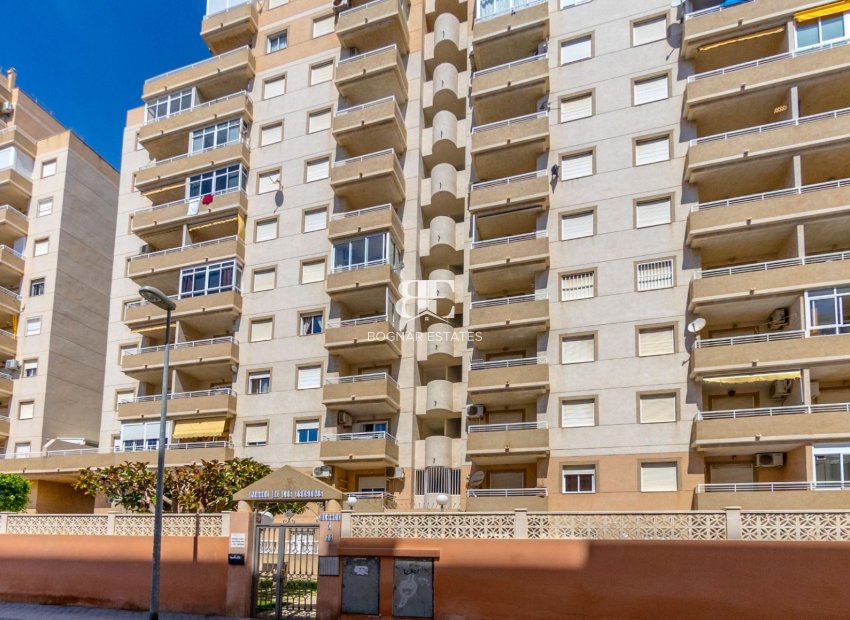 Herverkoop - apartment -
Torrevieja - Center