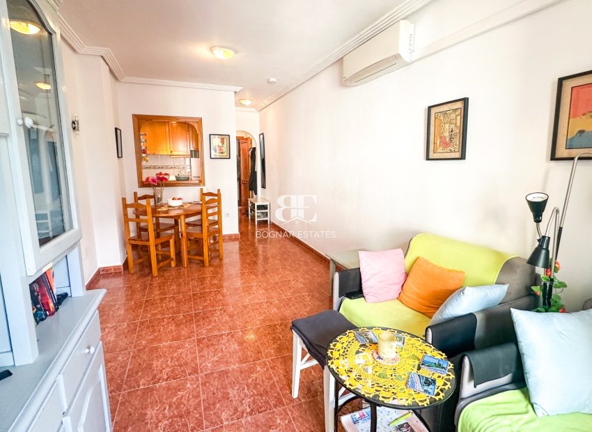 Herverkoop - apartment -
Torrevieja - Center