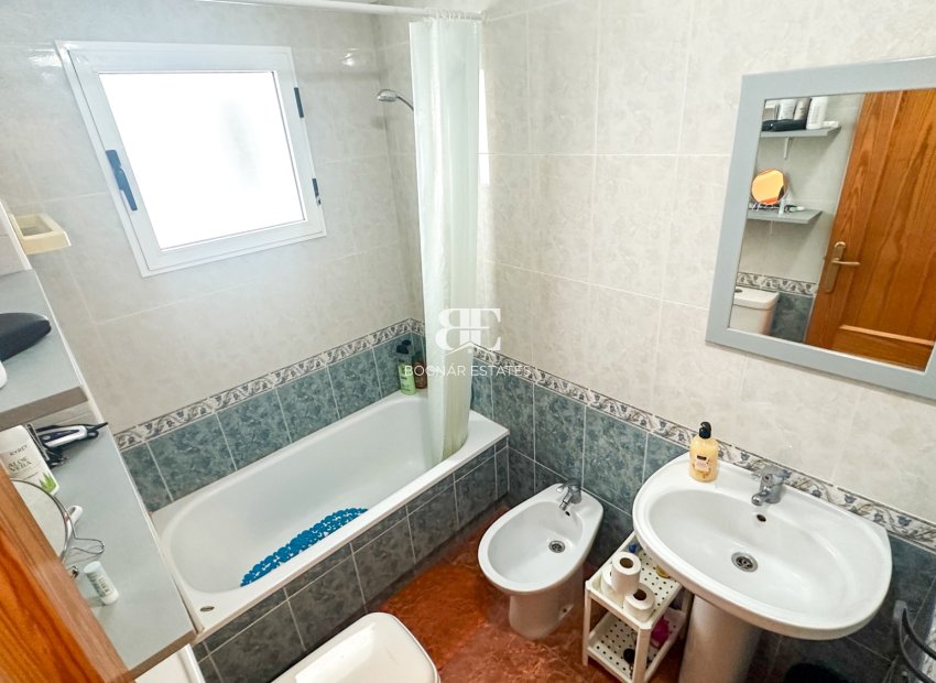 Herverkoop - apartment -
Torrevieja - Center