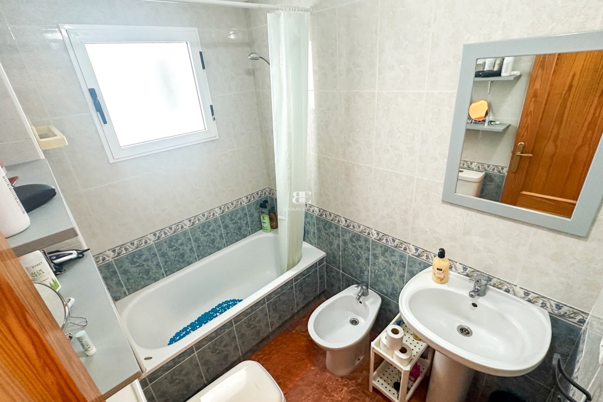 Herverkoop - apartment -
Torrevieja - Center