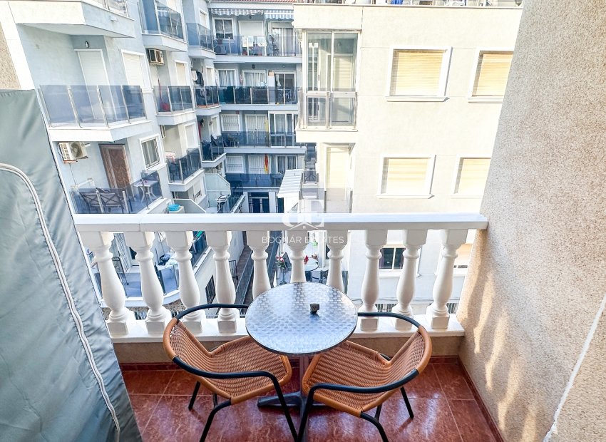 Herverkoop - apartment -
Torrevieja - Center