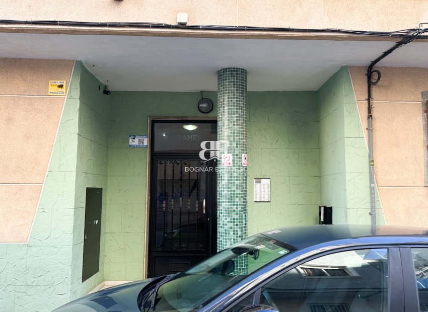 Herverkoop - apartment -
Torrevieja - Center