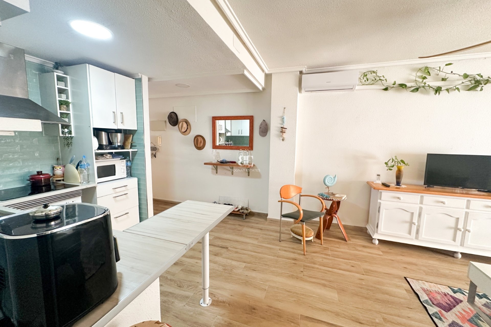 Herverkoop - apartment -
Torrevieja - Center