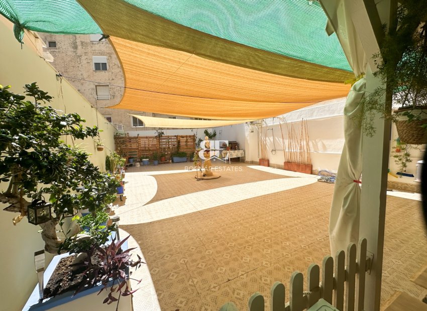 Herverkoop - apartment -
Torrevieja - Center