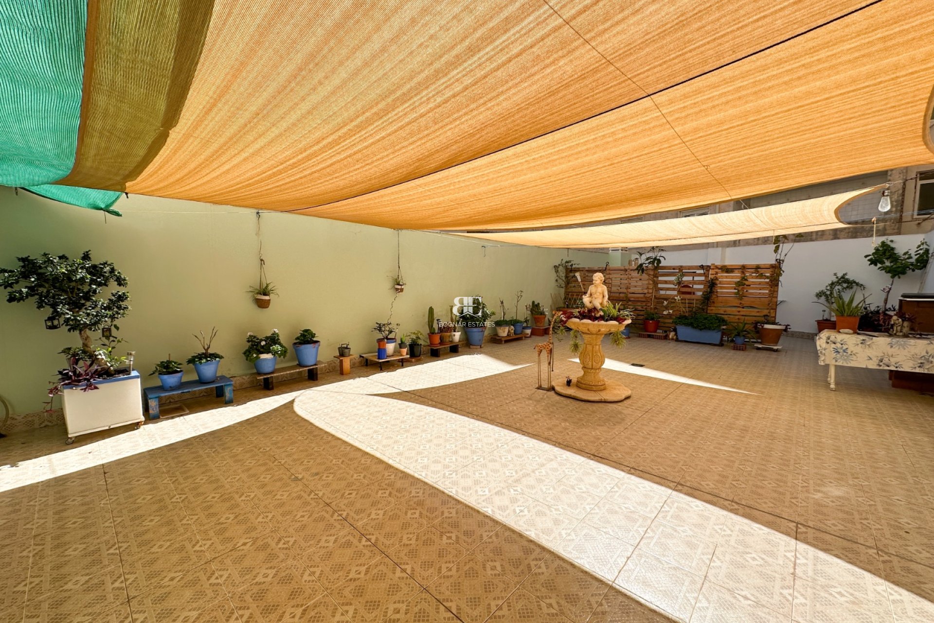 Herverkoop - apartment -
Torrevieja - Center