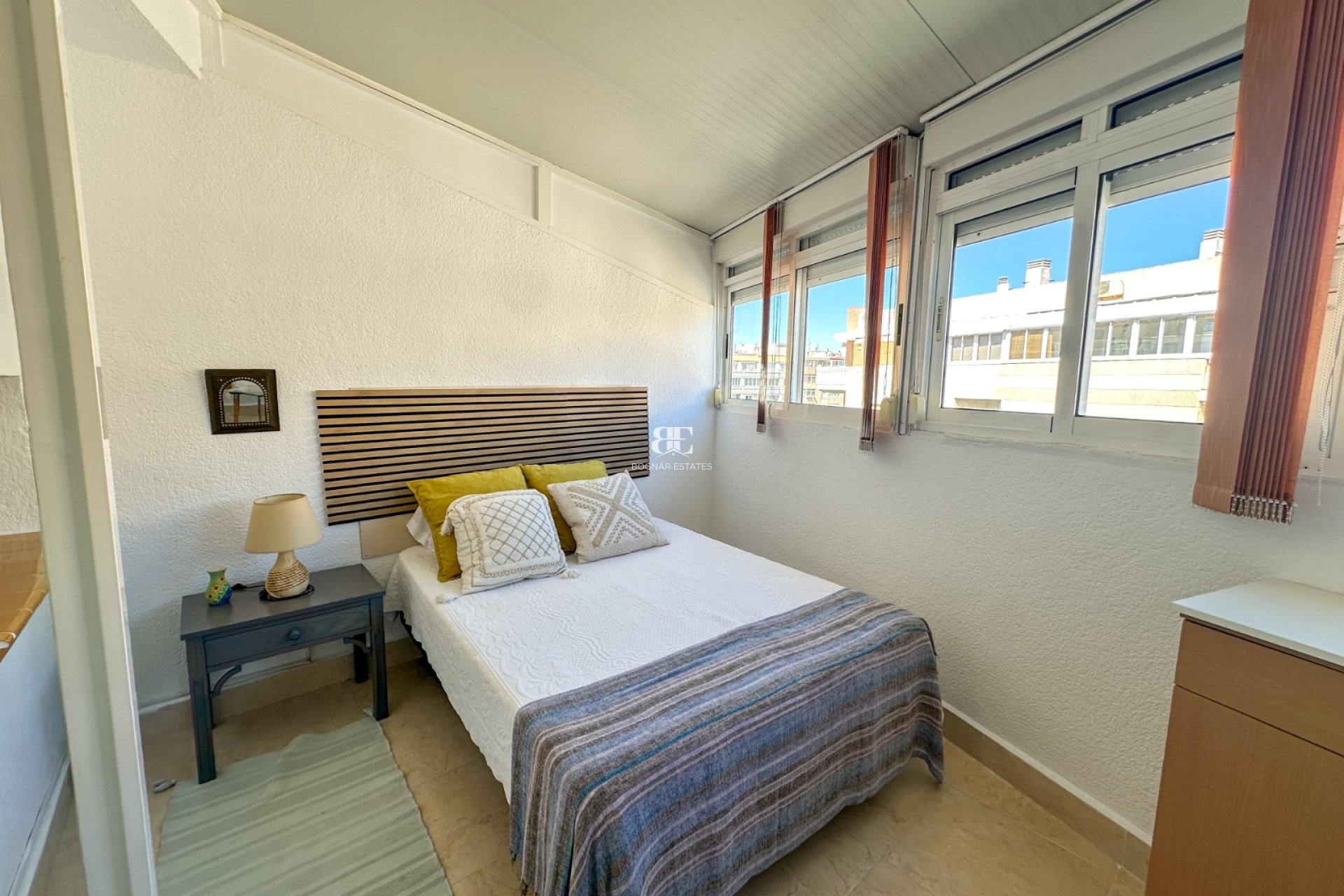 Herverkoop - apartment -
Torrevieja - Center