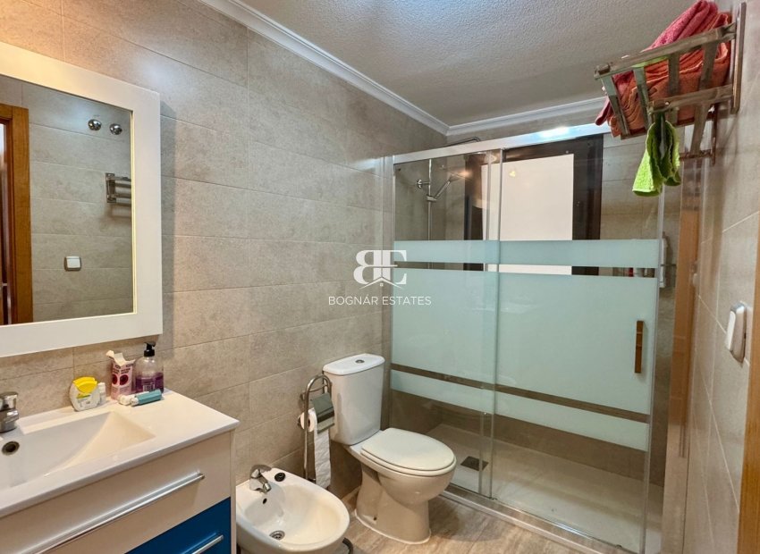 Herverkoop - apartment -
Torrevieja - Center