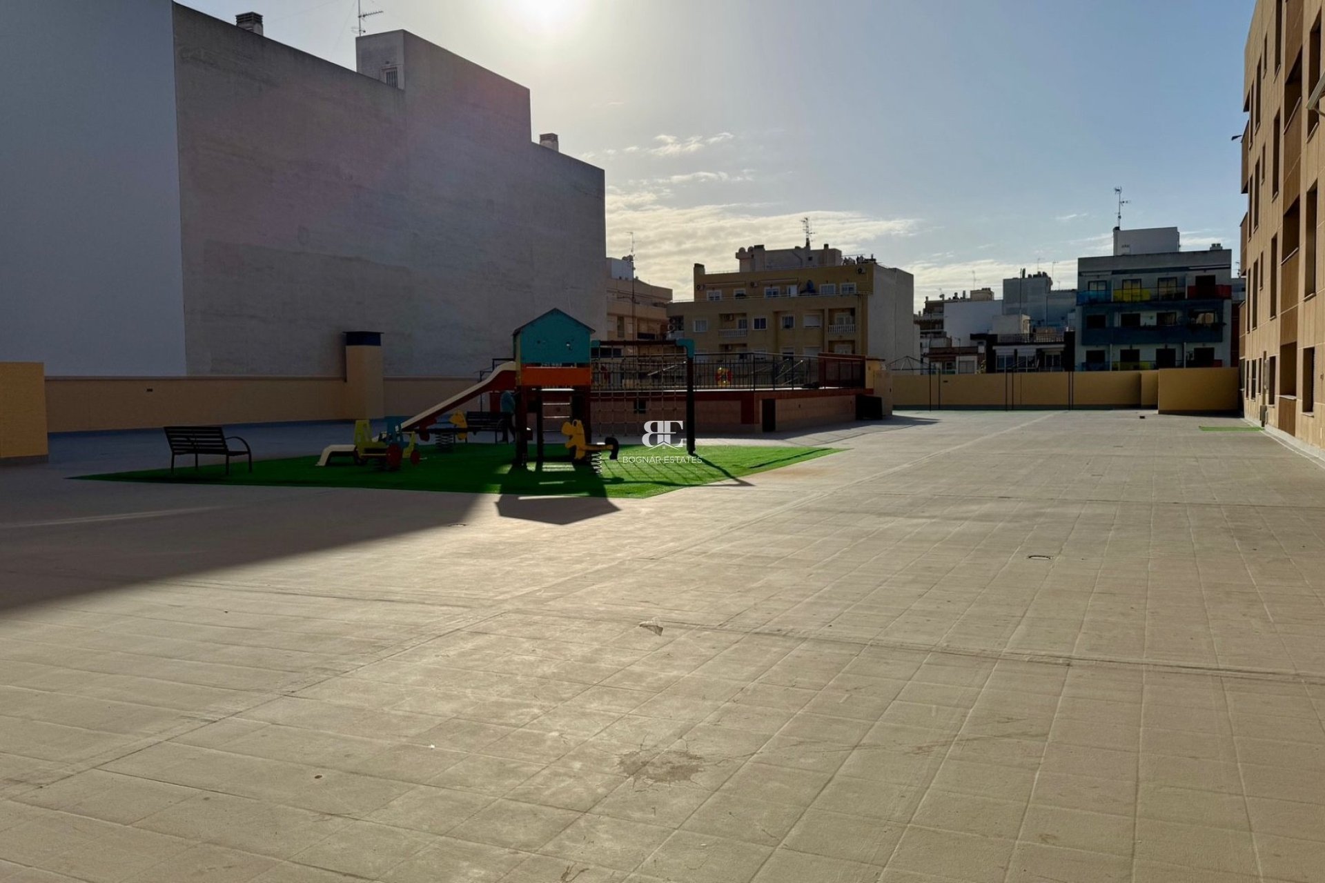 Herverkoop - apartment -
Torrevieja - Center