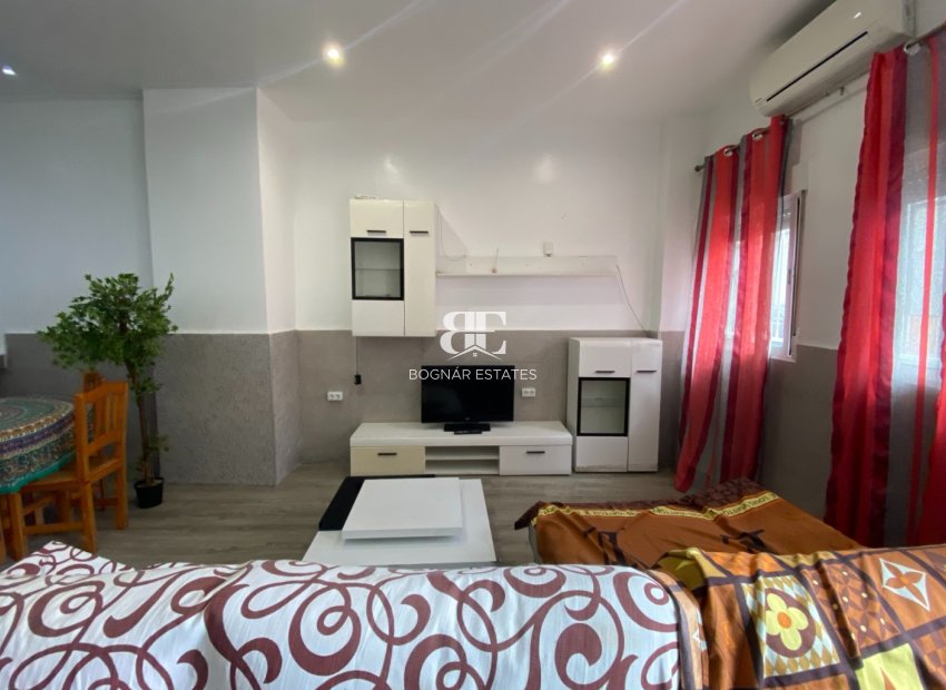 Herverkoop - apartment -
Torrevieja - Center