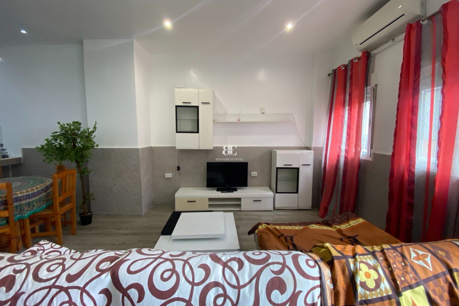Herverkoop - apartment -
Torrevieja - Center