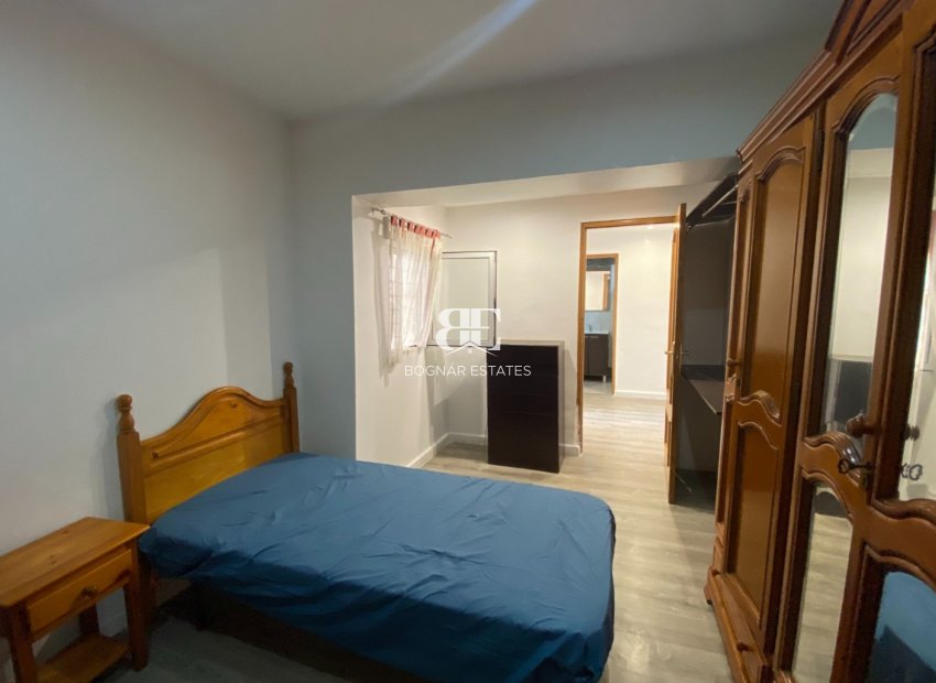 Herverkoop - apartment -
Torrevieja - Center