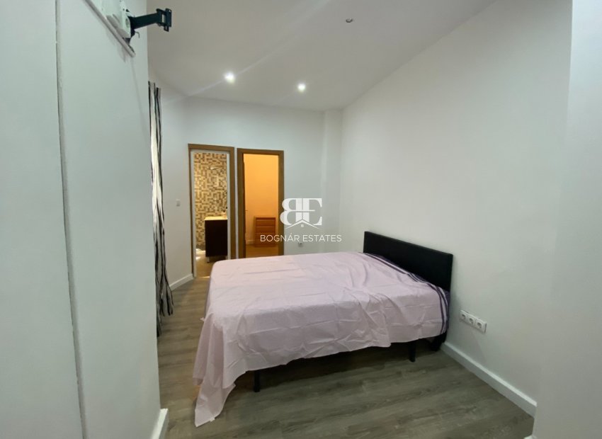 Herverkoop - apartment -
Torrevieja - Center