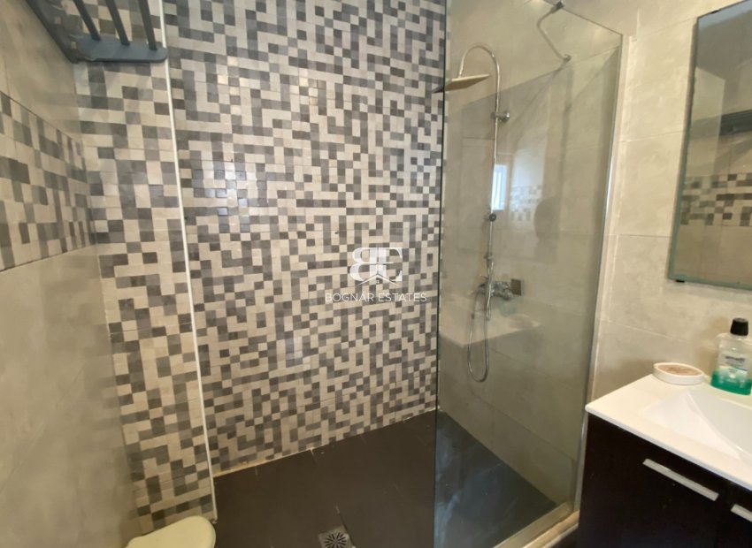 Herverkoop - apartment -
Torrevieja - Center