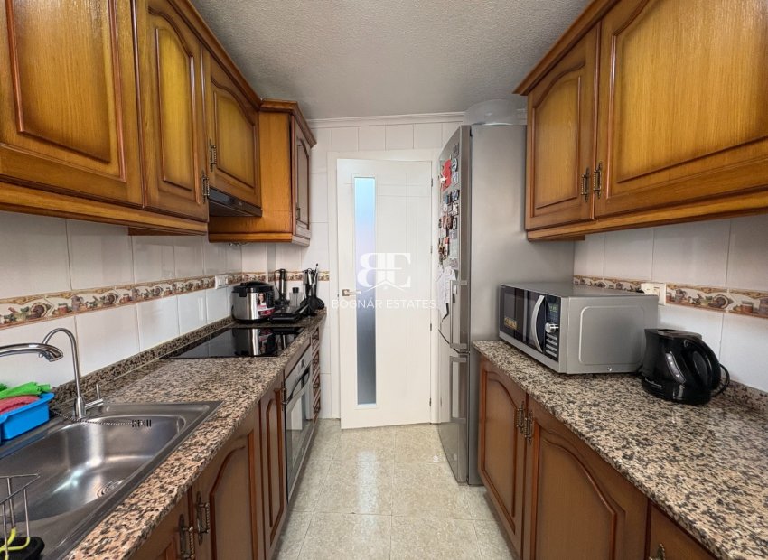 Herverkoop - apartment -
Torrevieja - Center