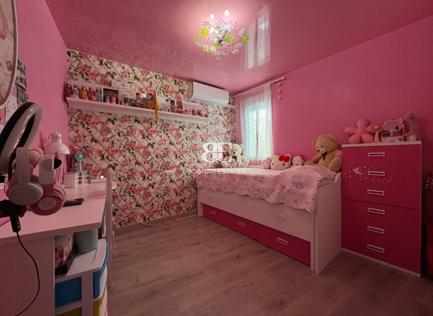Herverkoop - apartment -
Torrevieja - Center