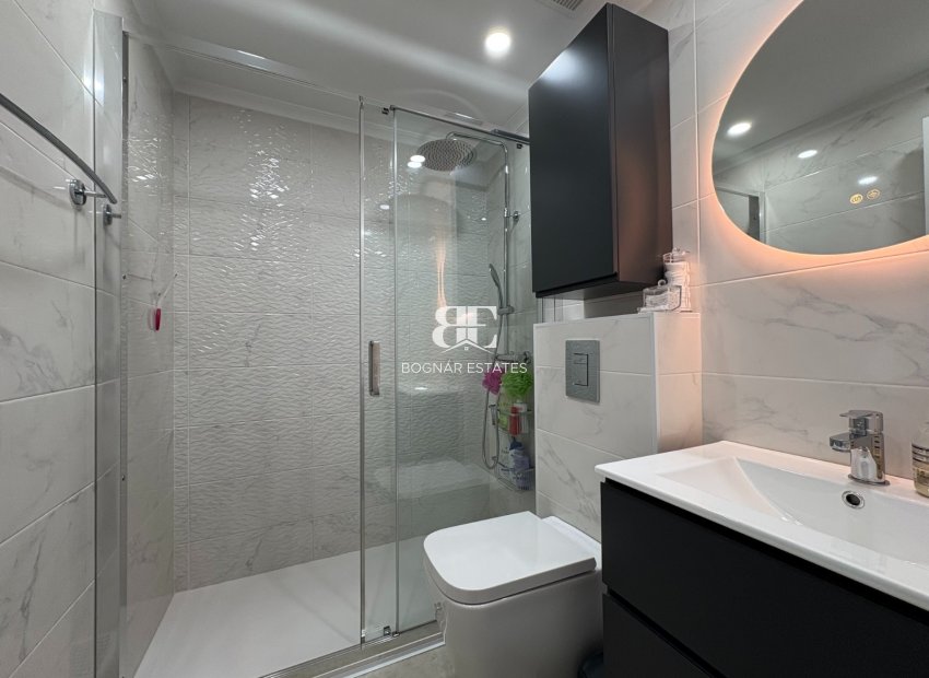Herverkoop - apartment -
Torrevieja - Center