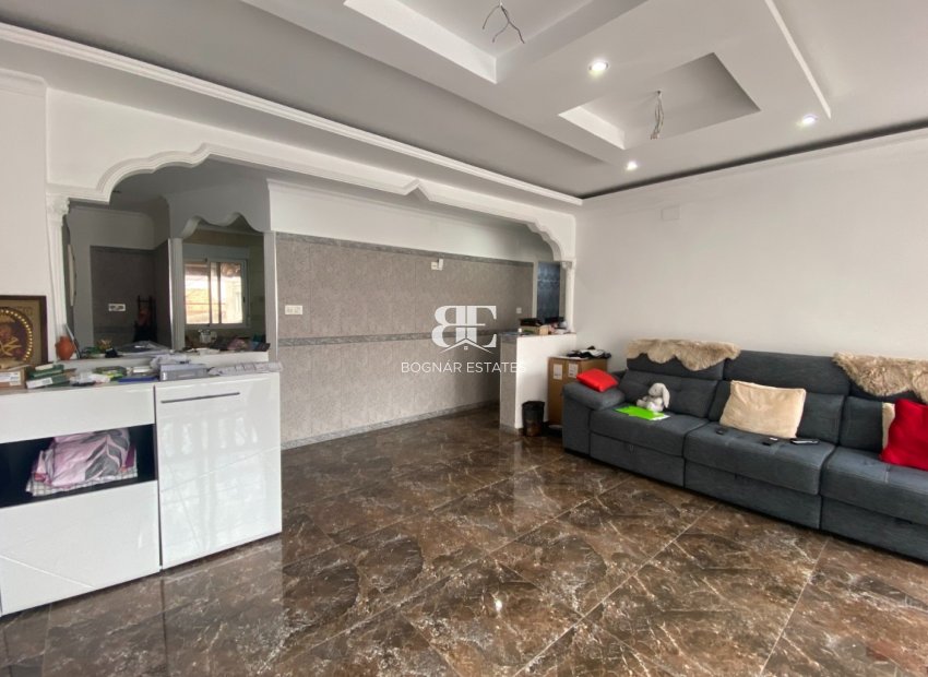 Herverkoop - apartment -
Torrevieja - Center