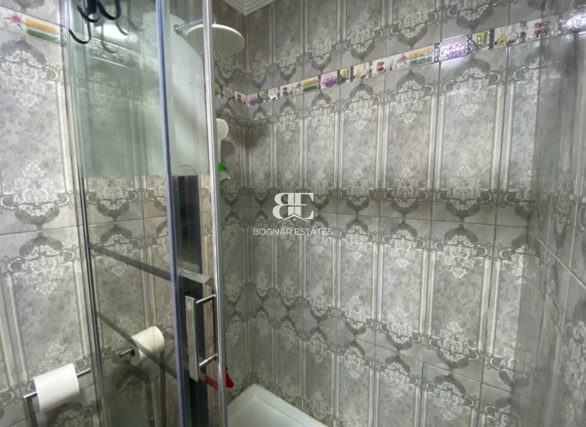 Herverkoop - apartment -
Torrevieja - Center