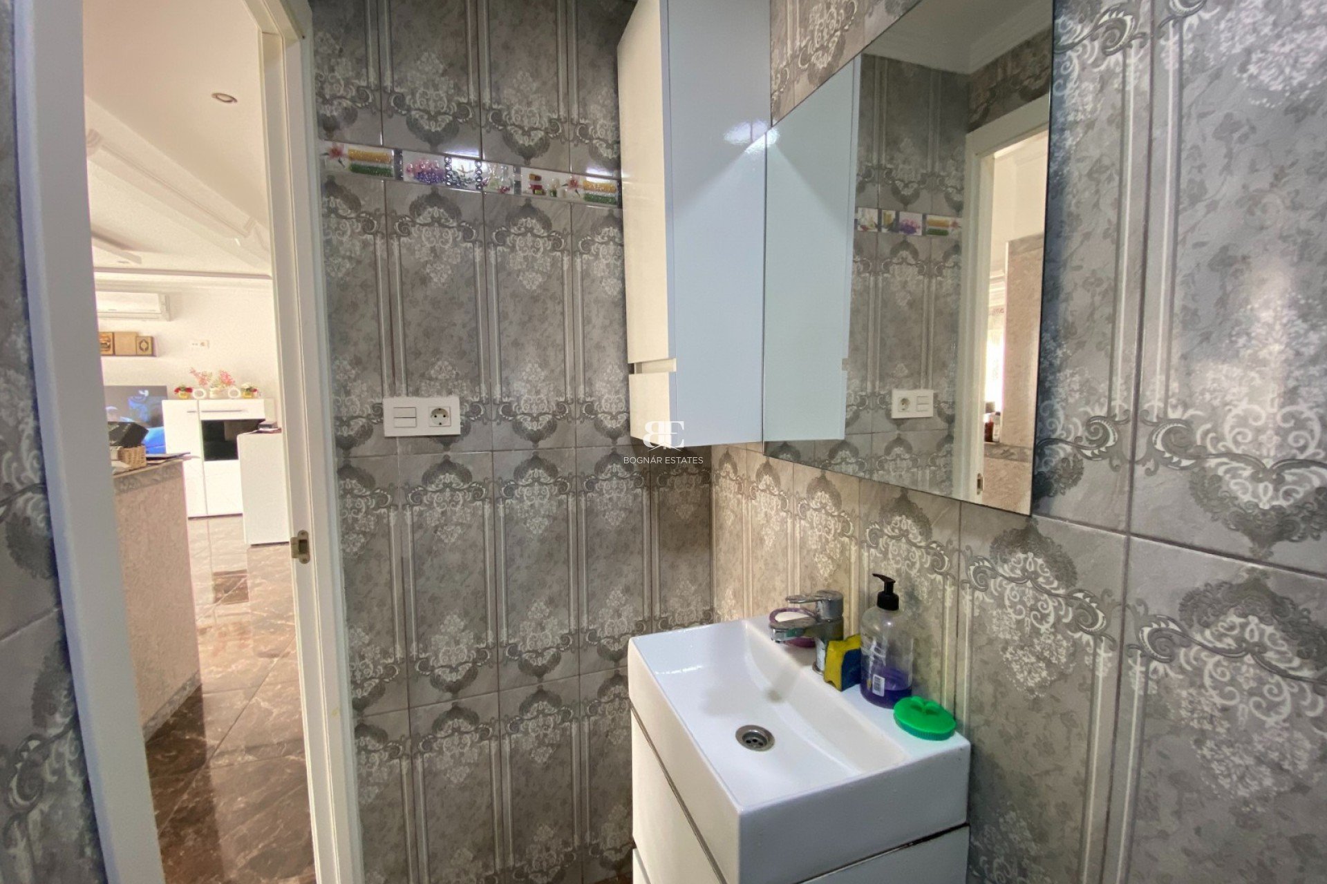 Herverkoop - apartment -
Torrevieja - Center