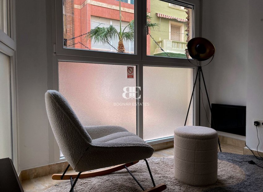 Herverkoop - apartment -
Torrevieja - Center
