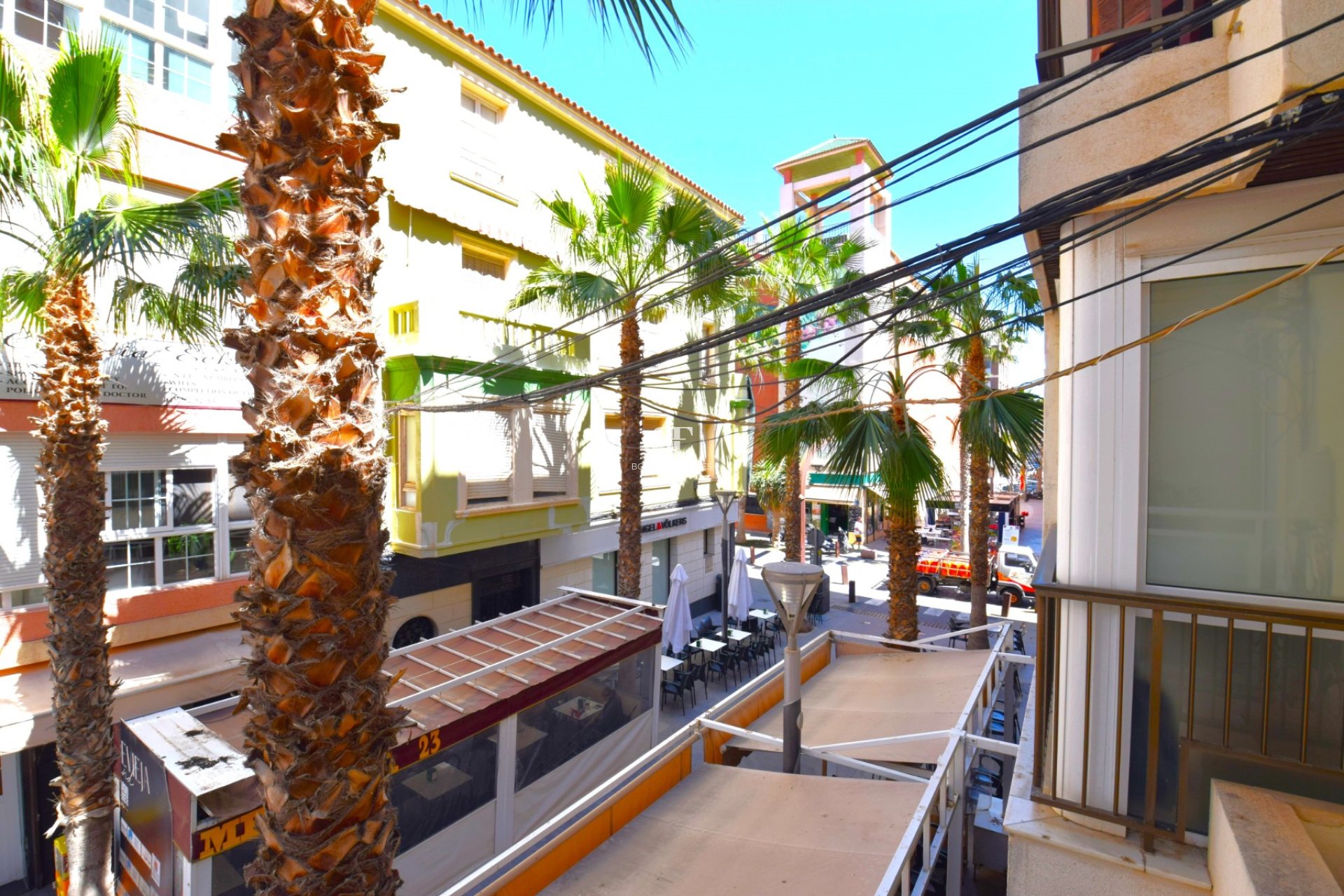 Herverkoop - apartment -
Torrevieja - Center