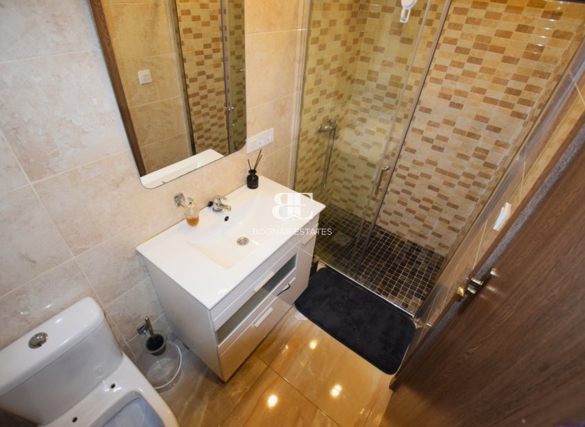 Herverkoop - apartment -
Torrevieja - Center