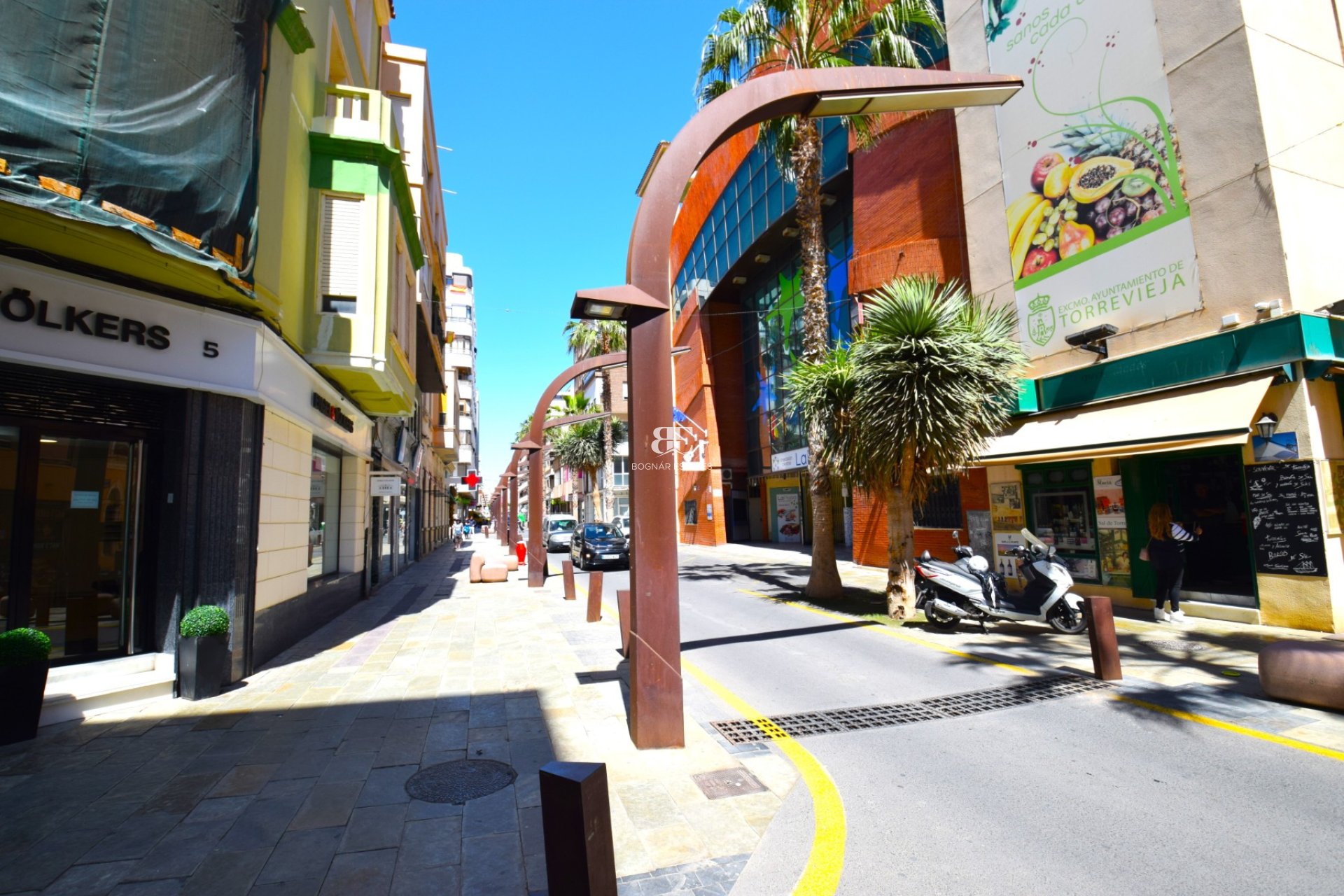 Herverkoop - apartment -
Torrevieja - Center
