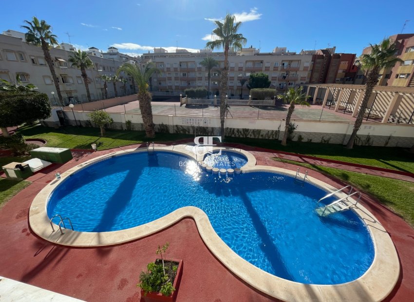 Herverkoop - apartment -
Torrevieja - Comunidad Valenciana