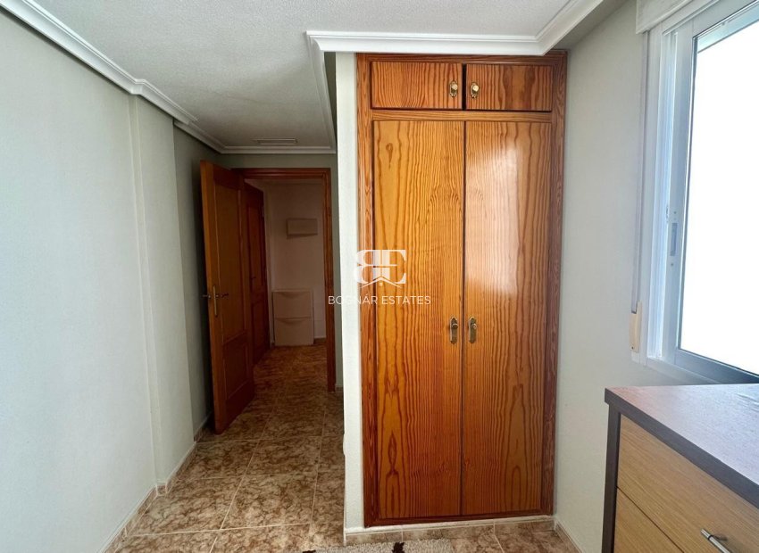 Herverkoop - apartment -
Torrevieja - Curva del Palangre