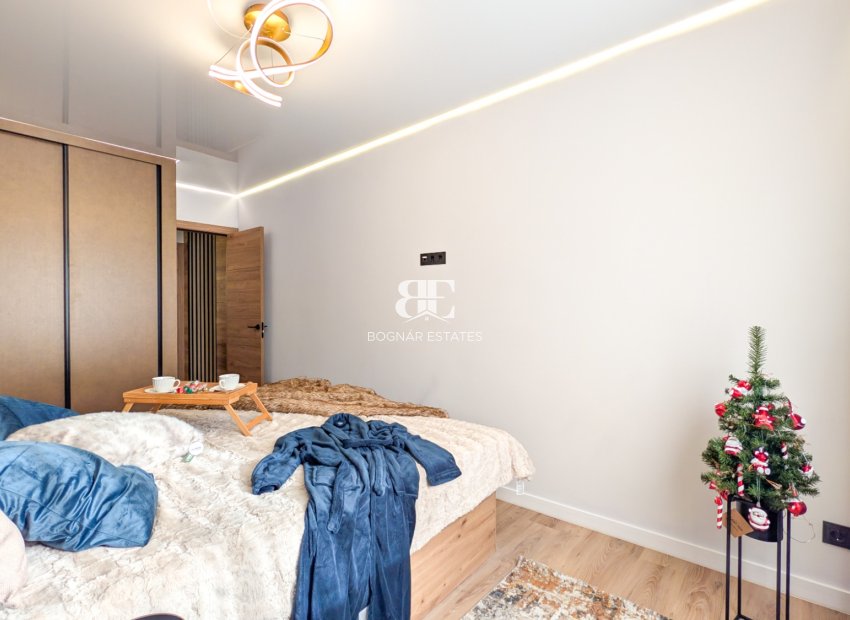 Herverkoop - apartment -
Torrevieja - El Acequión - Los Náufragos