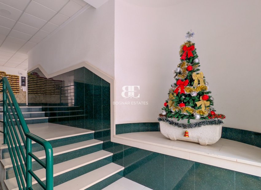 Herverkoop - apartment -
Torrevieja - El Acequión - Los Náufragos